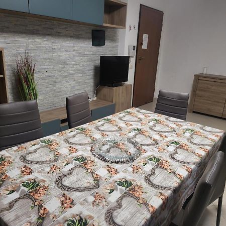 Molentargius Apartment Quartu SantʼElena Екстериор снимка